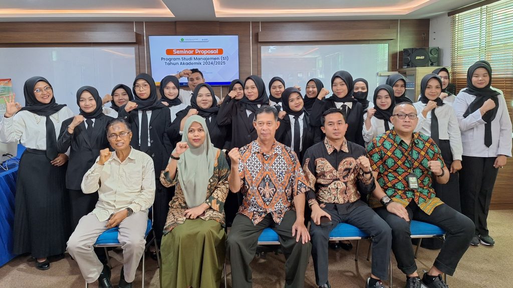 Pembukaan Seminar Proposal Program Studi Sarjana Manajemen TA. 2024/2025 Ganjil
