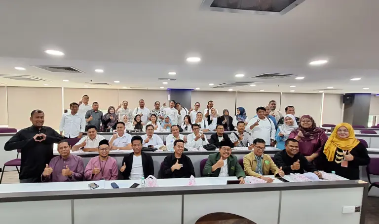 UIS Gelar Share Knowledge dan Benchmarking bersama UiTM Cawangan Melaka: 34 Mahasiswa Magister Manajemen Perluas Wawasan Akademik Lintas Negara