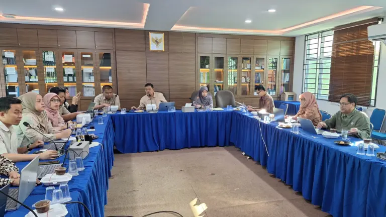 Rapat Evaluasi RKAT FEB UIS TA. 2025/2026 Tekankan Penguatan Kinerja Berbasis Digital untuk Mewujudkan Institusi Unggul